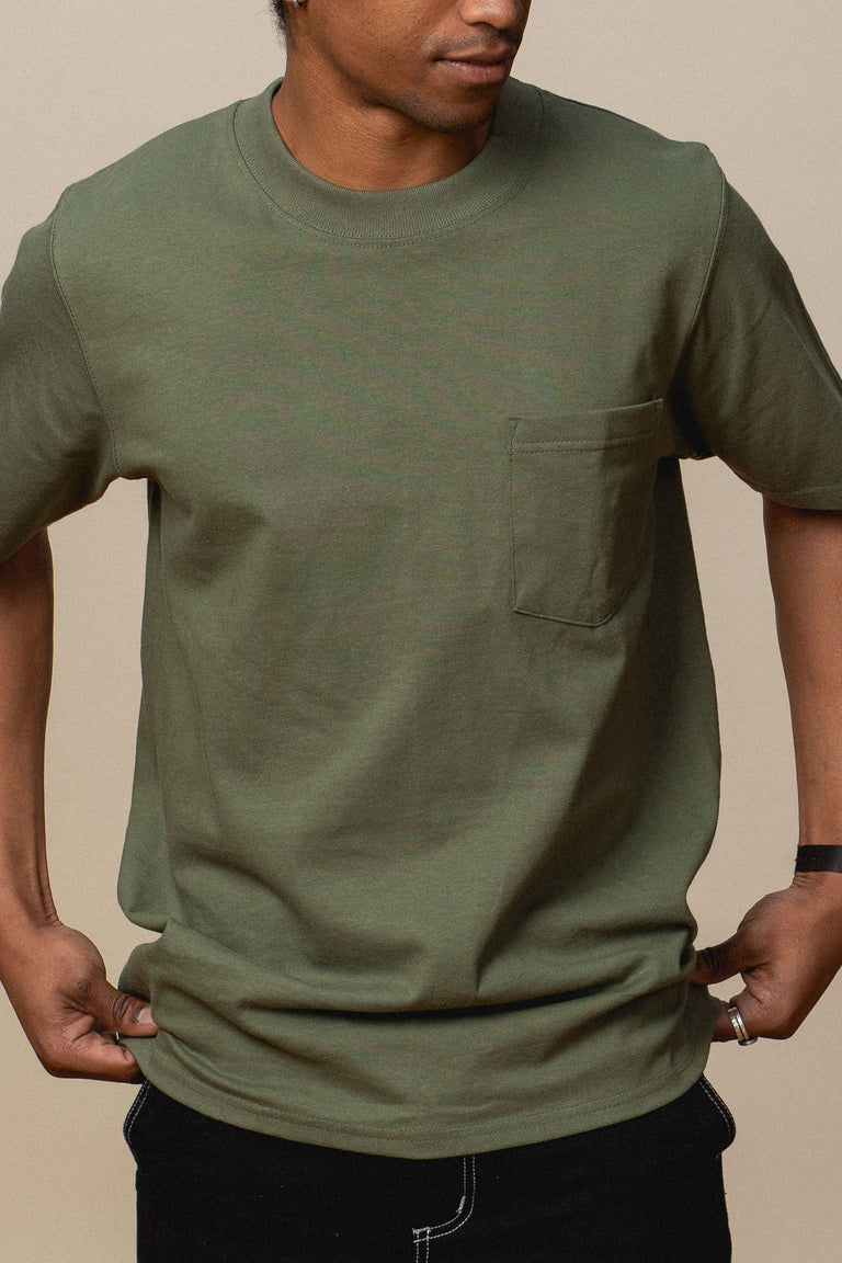 short sleeve T-shirt in cotton with applied pocket