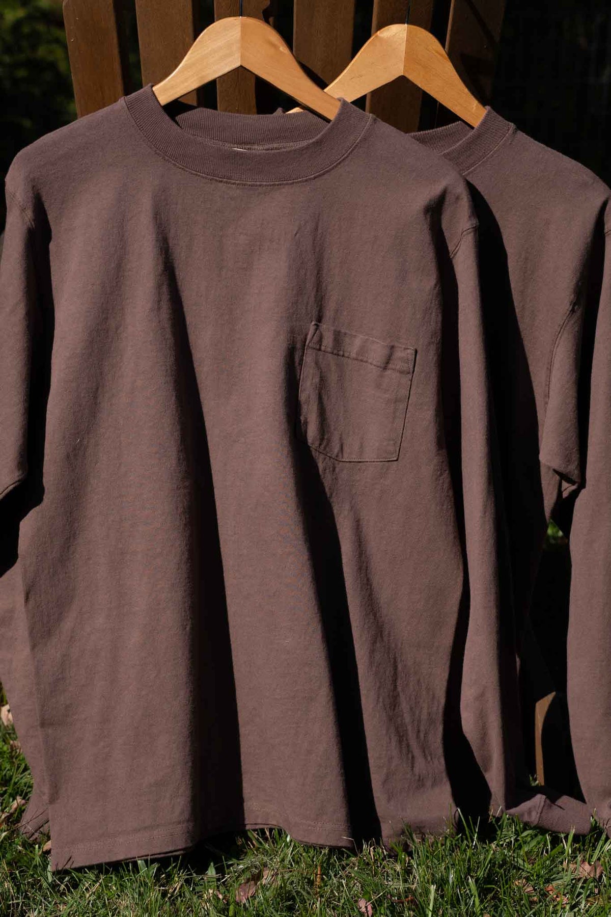 Adult Long Sleeve Crew Neck w/Pocket Classic Fit